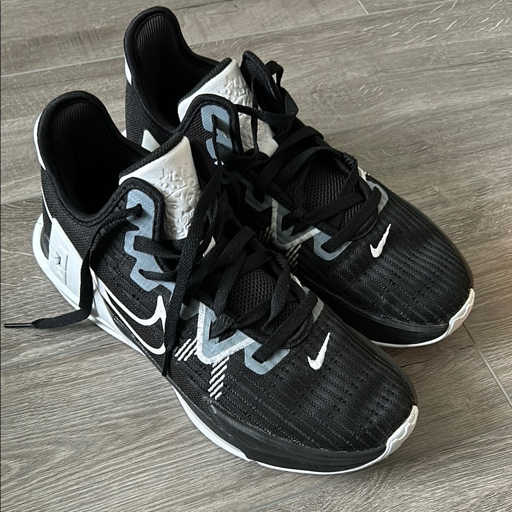 Nike Lebron Witness VI TB, Men’s 8.5